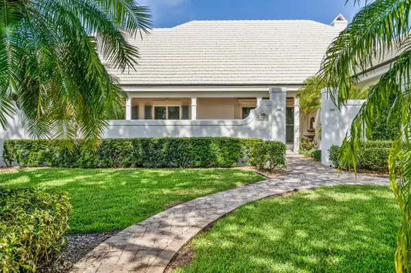Indian River Shores, FL 32963,107 River Oak DR