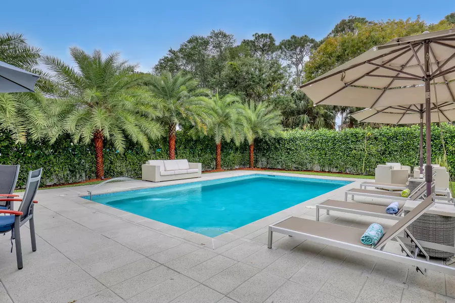 8086 Bautista WAY, Palm Beach Gardens, FL 33418