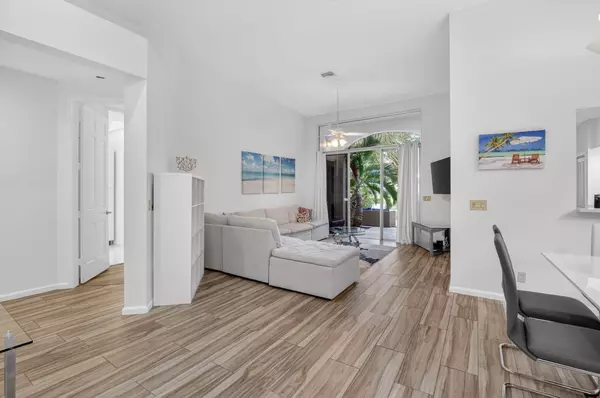 2225 NW 53rd ST, Boca Raton, FL 33496