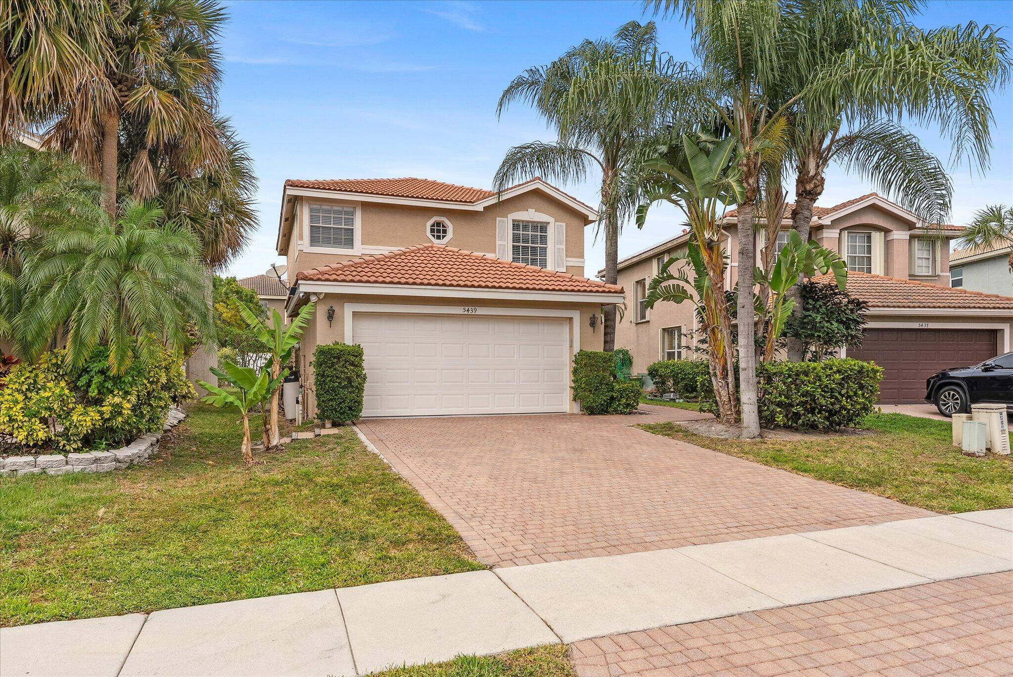 5439 Queenship Ct CT, Greenacres, FL 33463