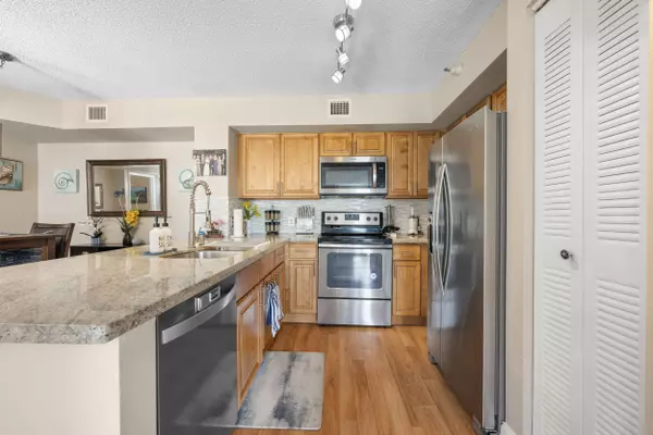 Hypoluxo, FL 33462,110 Yacht Club WAY 104