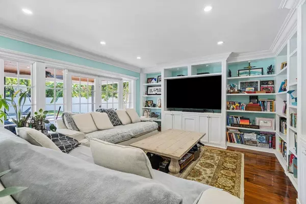 Boca Raton, FL 33486,900 SW 16th ST