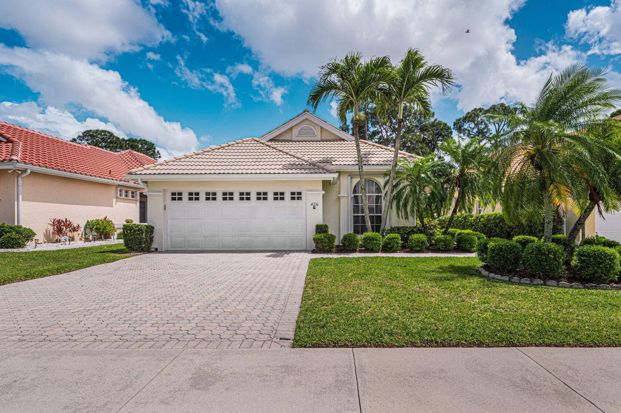 Port Saint Lucie, FL 34986,426 SW Horseshoe Bay