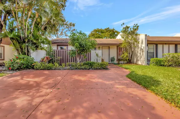 Boynton Beach, FL 33426,8 Knightsbridge LN