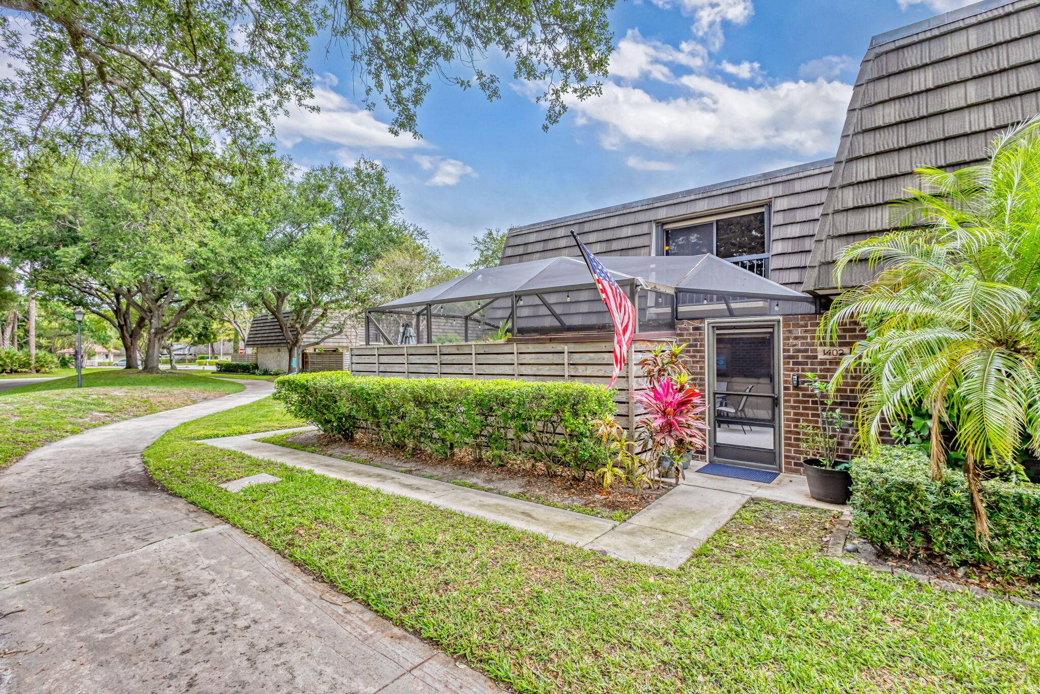 1402 14th Ter TER, Palm Beach Gardens, FL 33418