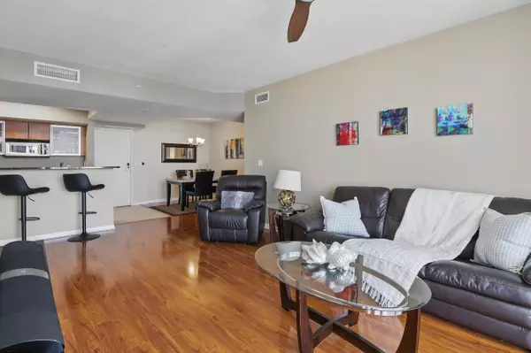 West Palm Beach, FL 33401,1551 N Flagler DR 1403