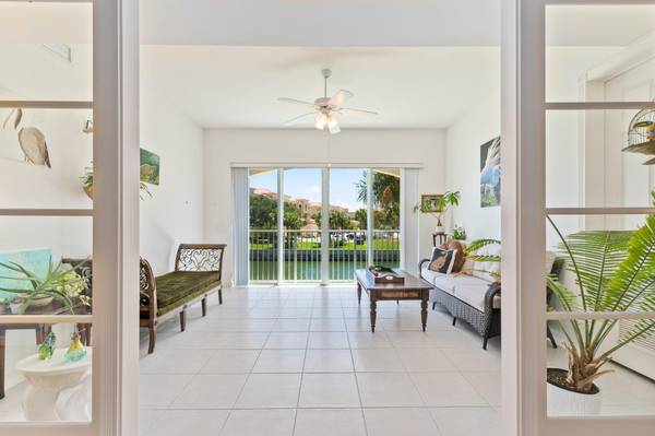 5 Harbour Isle DR 203, Fort Pierce, FL 34949