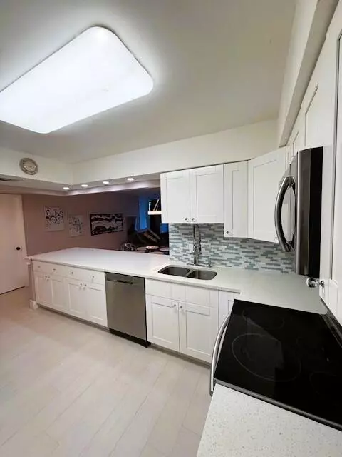 Boca Raton, FL 33487,5301 NW 2nd AVE 308