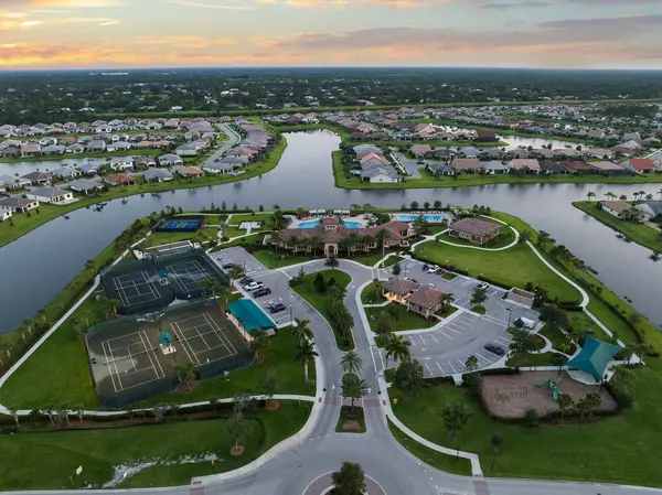 Port Saint Lucie, FL 34984,251 SE Courances DR