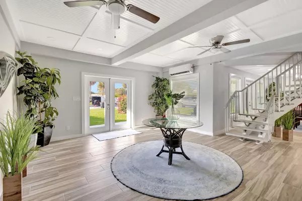 Palm Beach Gardens, FL 33418,10355 Seagrape WAY