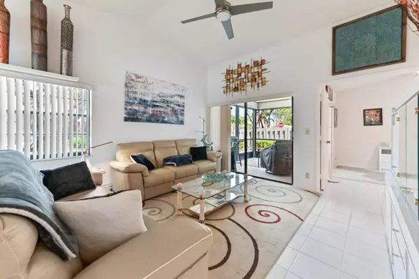 Boca Raton, FL 33496,18538 Breezy Palm WAY