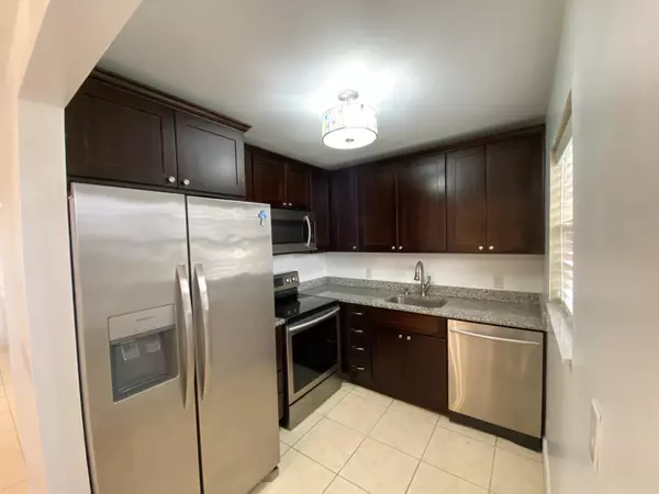West Palm Beach, FL 33417,224 Chatham K
