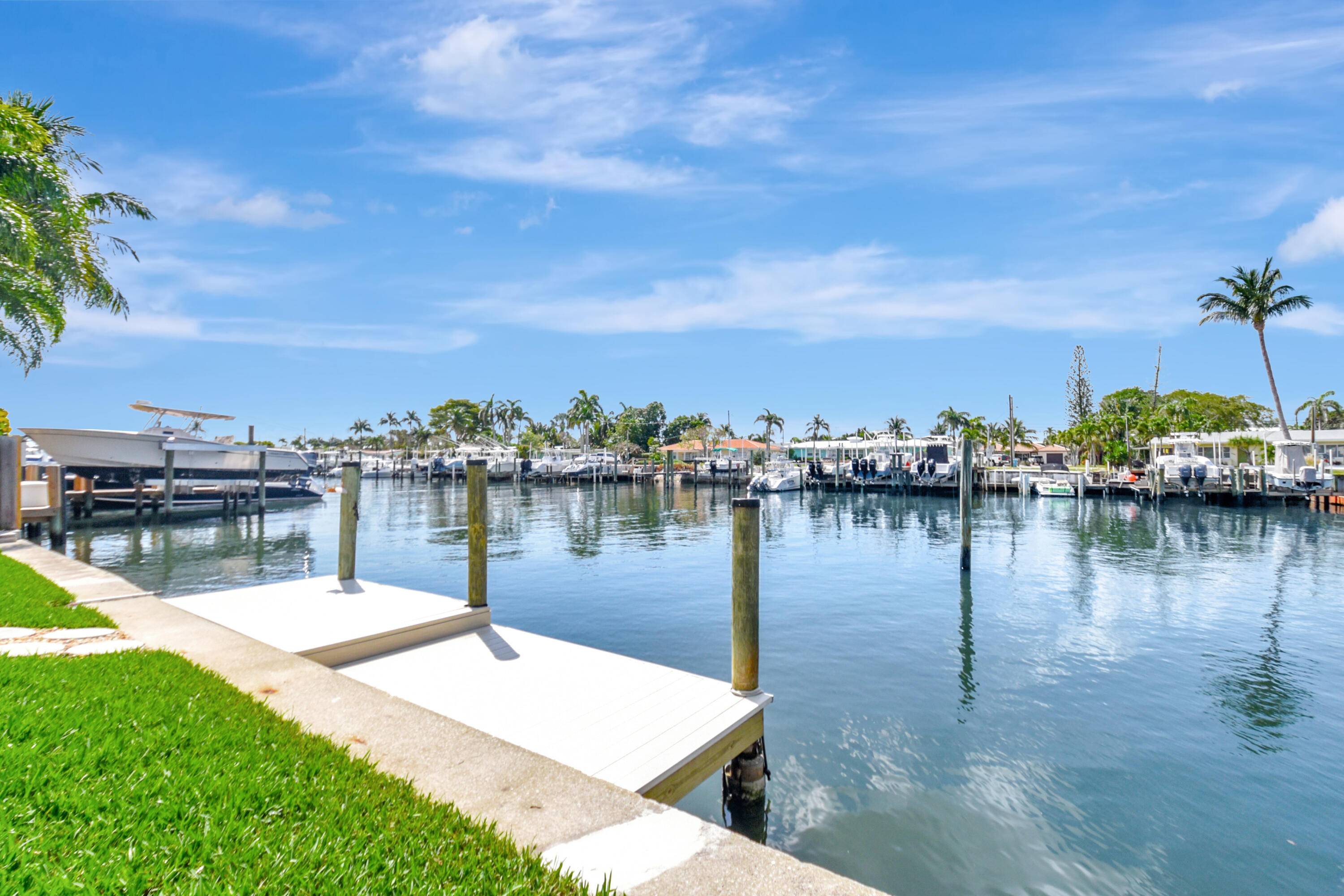 Boynton Beach, FL 33435,644 Shore DR