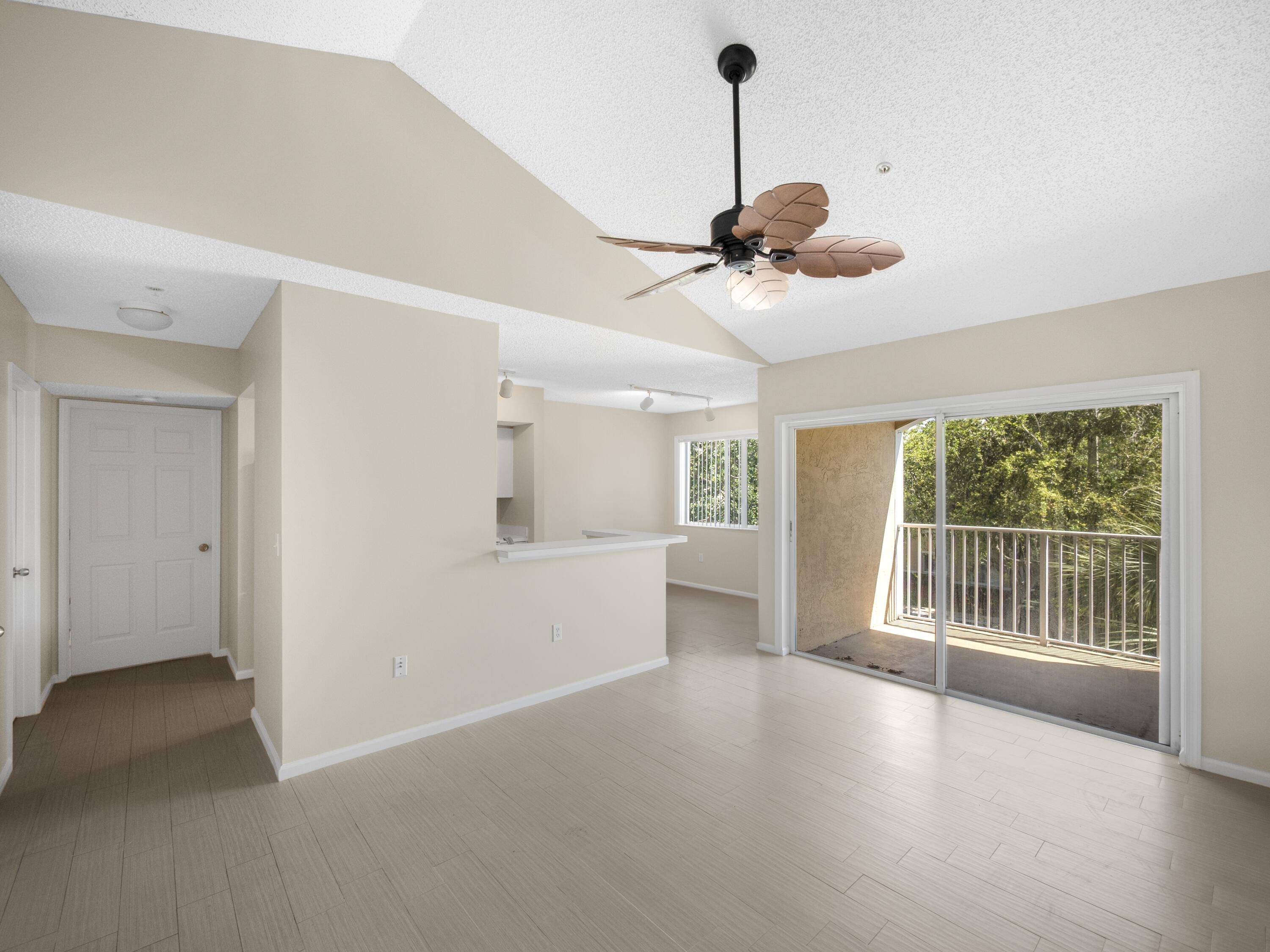 Tequesta, FL 33469,284 Village Boulevard 9309