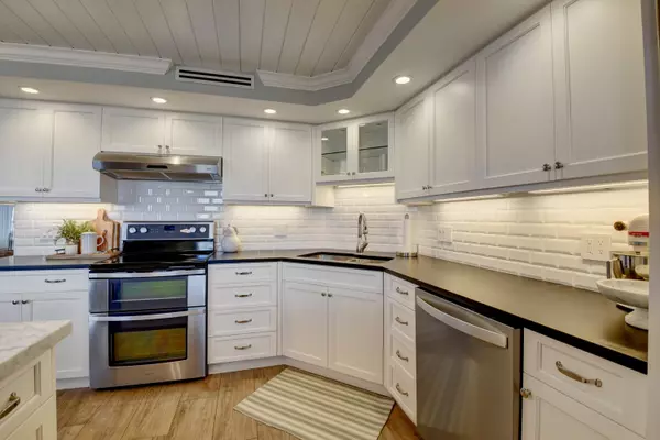 Delray Beach, FL 33483,1 Harbourside DR 3702