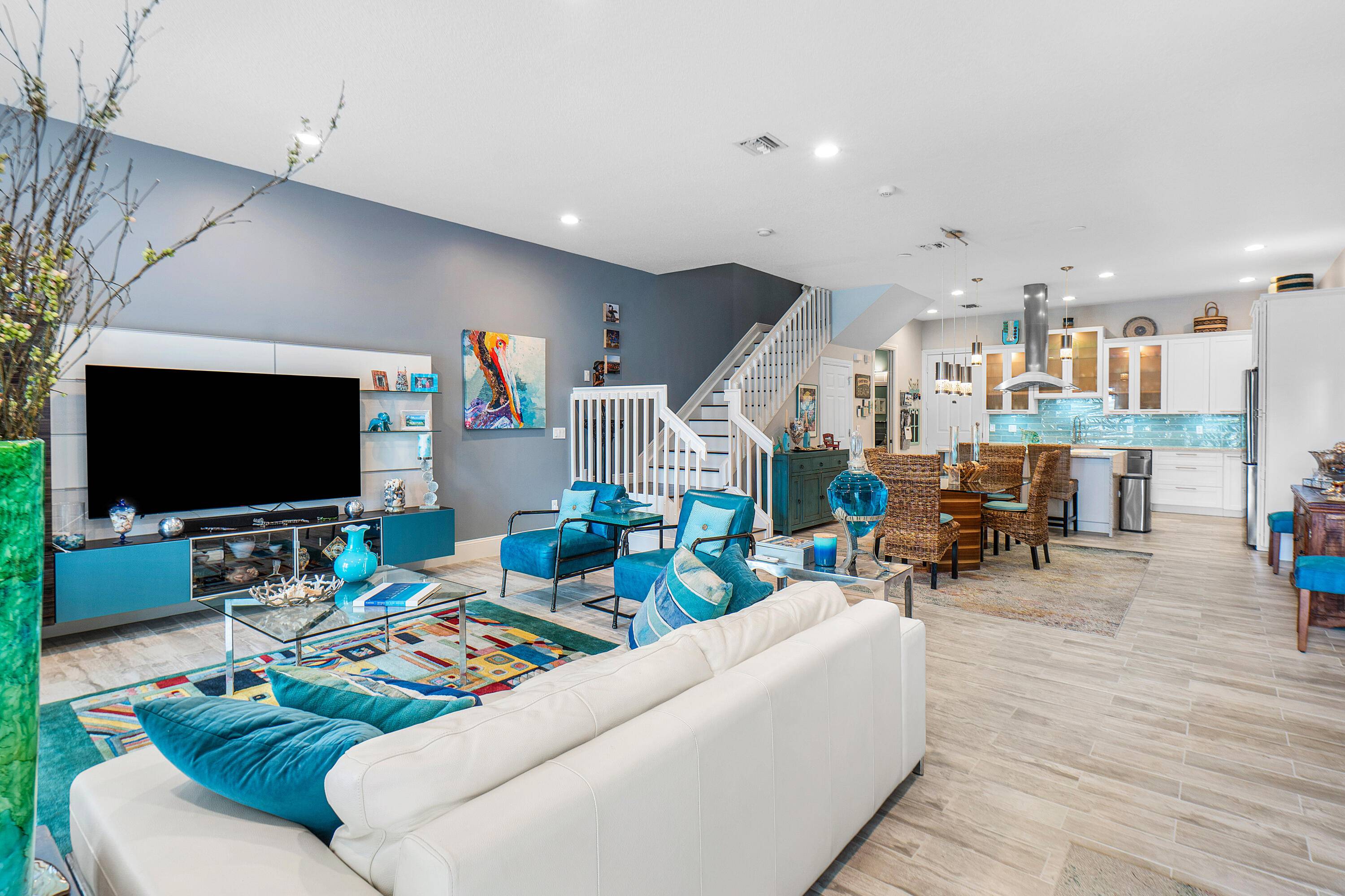 Delray Beach, FL 33483,615 Avenue H