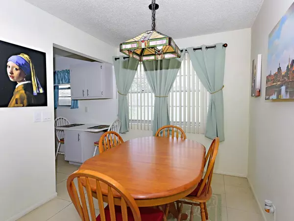 Deerfield Beach, FL 33442,45 Farnham B