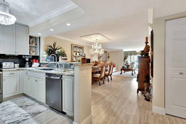 5749 Gemstone CT 107, Boynton Beach, FL 33437
