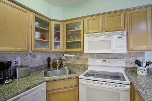 Fort Pierce, FL 34949,2400 S Ocean DR 5512