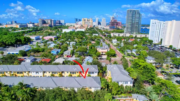 West Palm Beach, FL 33401,312 N Bromeliad