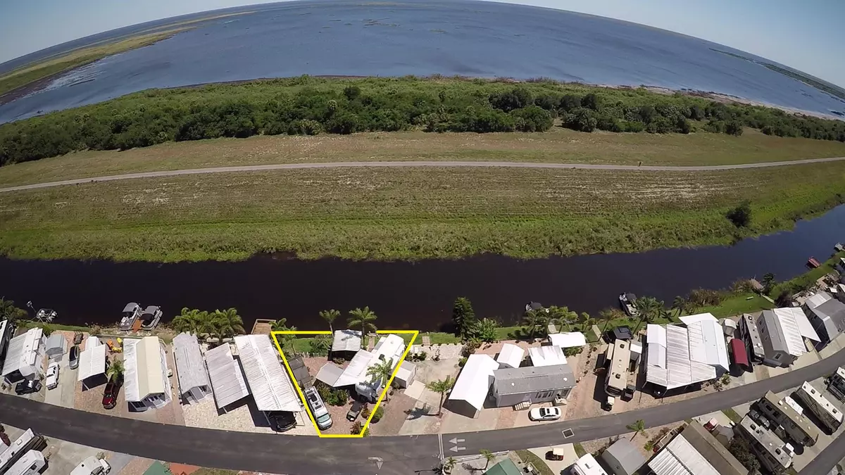 Okeechobee, FL 34974,7950 Hwy 78 W 105