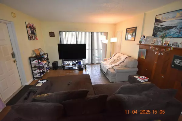 West Palm Beach, FL 33409,1010 Green Pine A1 BLVD A1