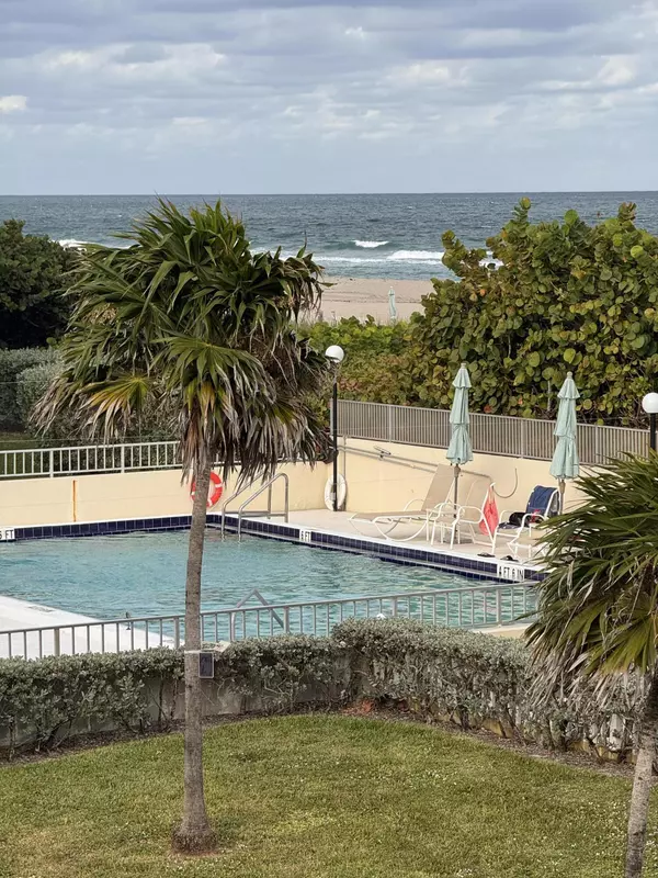 Palm Beach, FL 33480,2565 S Ocean 2060 BLVD 2060