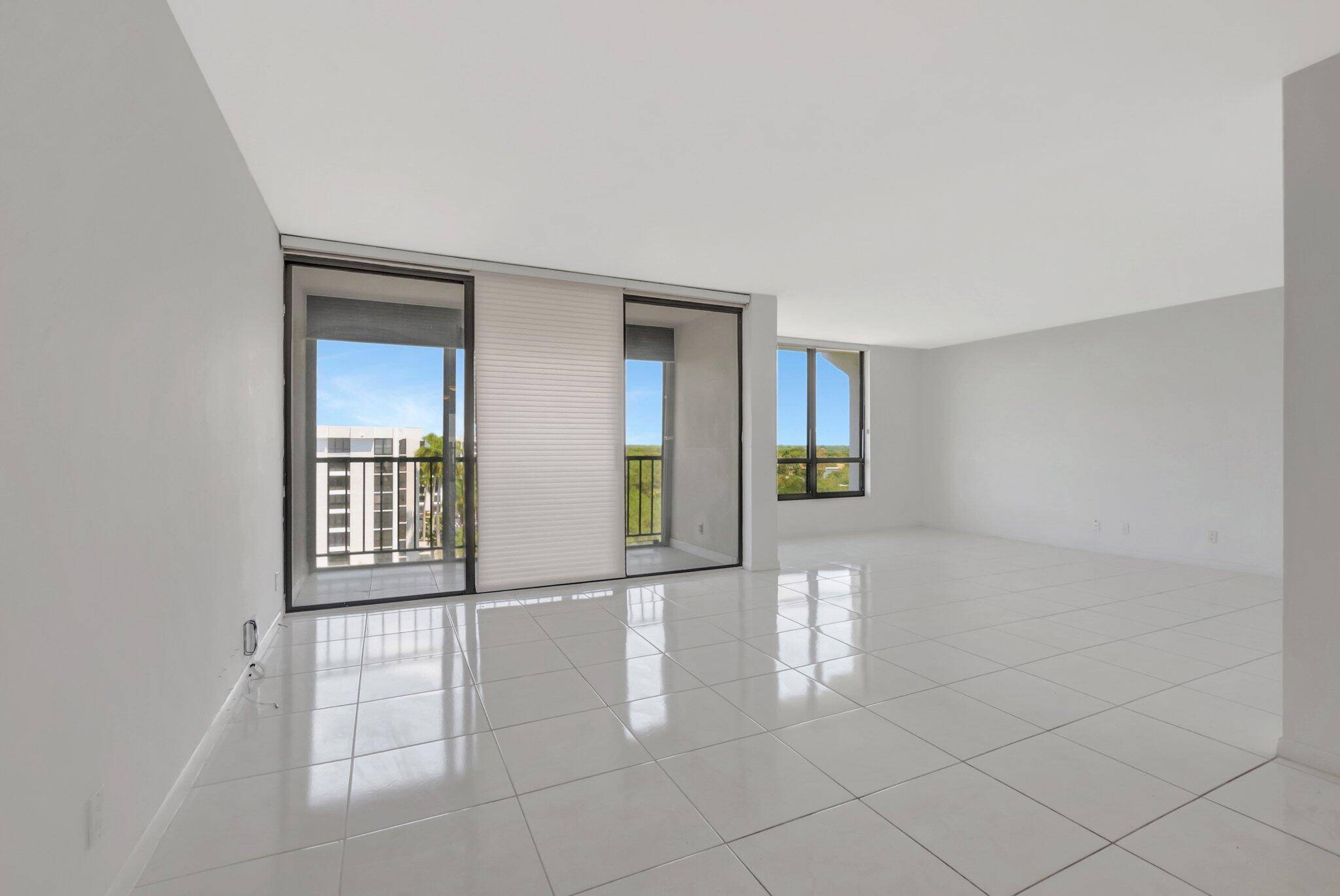 Boca Raton, FL 33434,7802 Lakeside BLVD 783