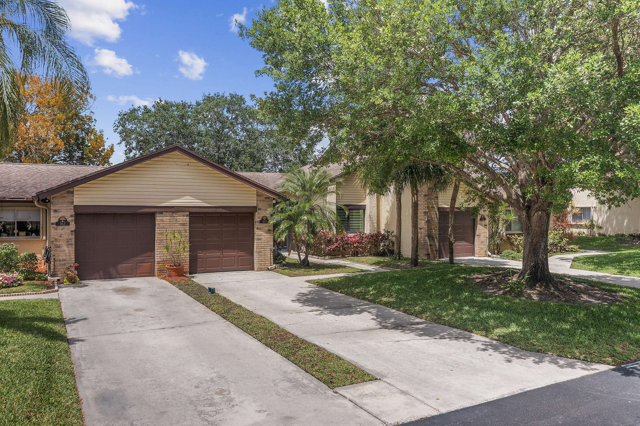 160 Ramblewood CIR, Royal Palm Beach, FL 33411