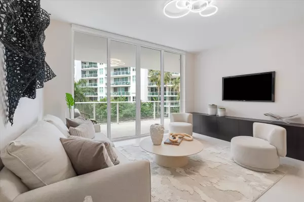 220 SE Mizner BLVD 412, Boca Raton, FL 33432