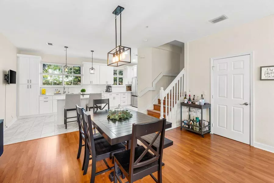 521 Bayfront DR, Boynton Beach, FL 33435