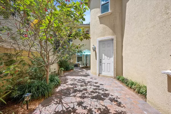 Palm Beach Gardens, FL 33410,964 Mill Creek DR