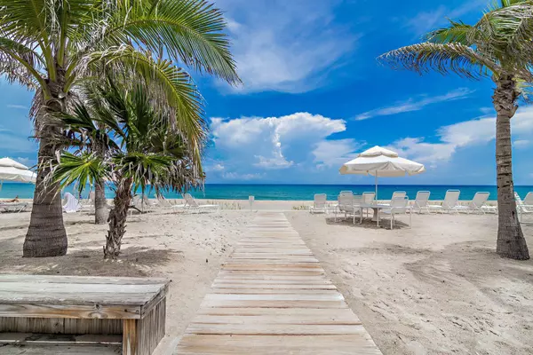 Palm Beach, FL 33480,170 N Ocean BLVD 305