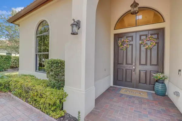 Lake Worth, FL 33463,6349 Grebe CT