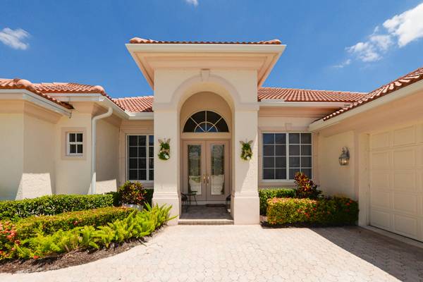 7966 Poppy Hills LN, Port Saint Lucie, FL 34986