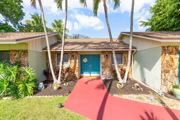 267 S Old Country RD, Wellington, FL 33414