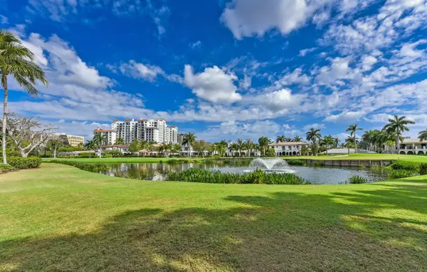 Boca Raton, FL 33432,147 Thatch Palm CV