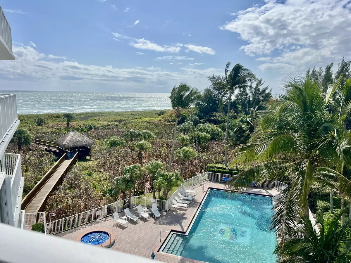 Hutchinson Island, FL 34949,2700 N Highway A1a 506