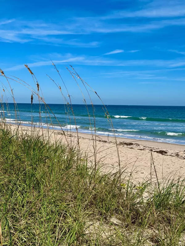 Hutchinson Island, FL 34949,2700 N Highway A1a 506