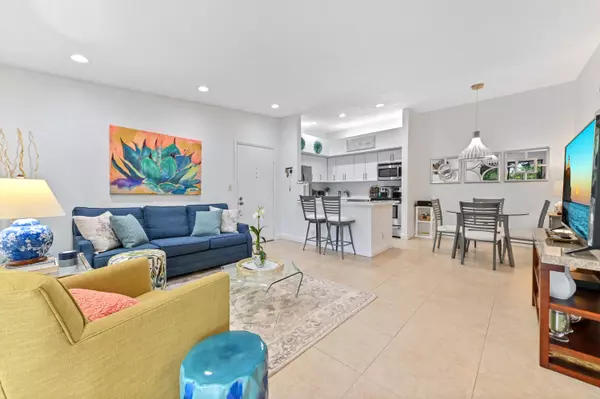 Delray Beach, FL 33484,15492 Lakes Of Delray BLVD 203