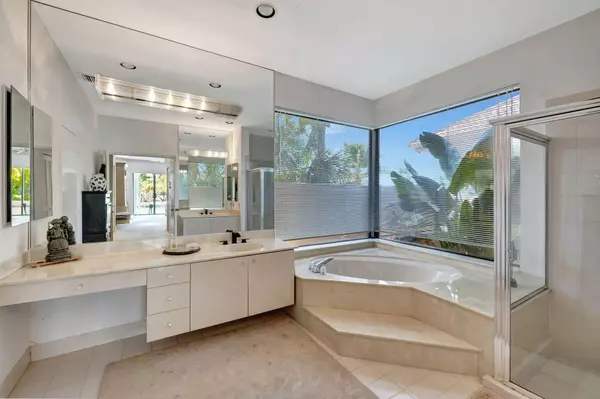 Boca Raton, FL 33498,17677 Charnwood DR