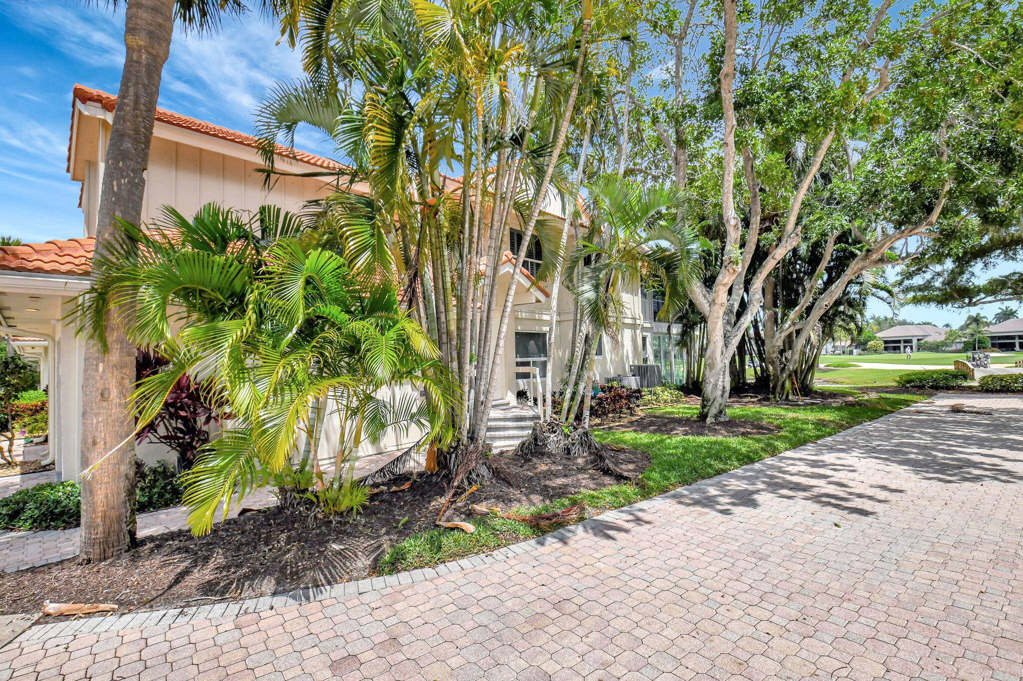 Boca Raton, FL 33496,2518 Coco Plum BLVD 1203