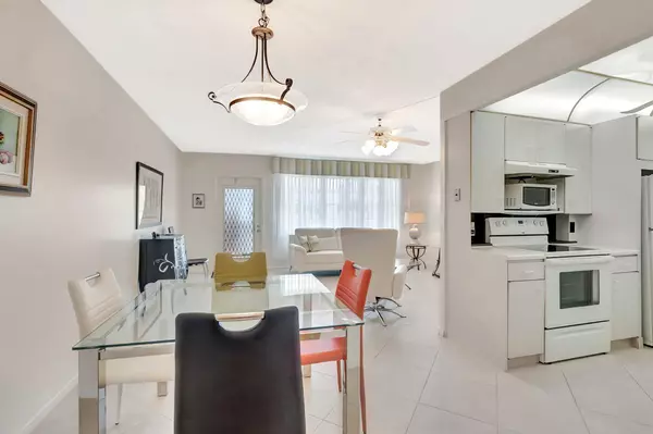 Deerfield Beach, FL 33442,2043 Cambridge C