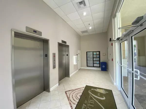 Jupiter, FL 33458,1155 Main ST 303