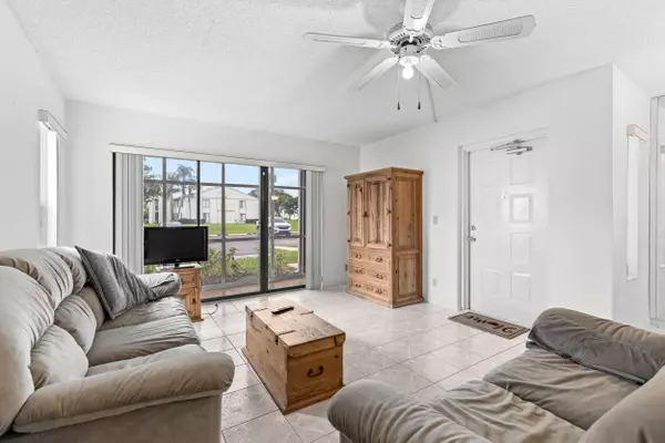 West Palm Beach, FL 33417,3664 Alder DR D1