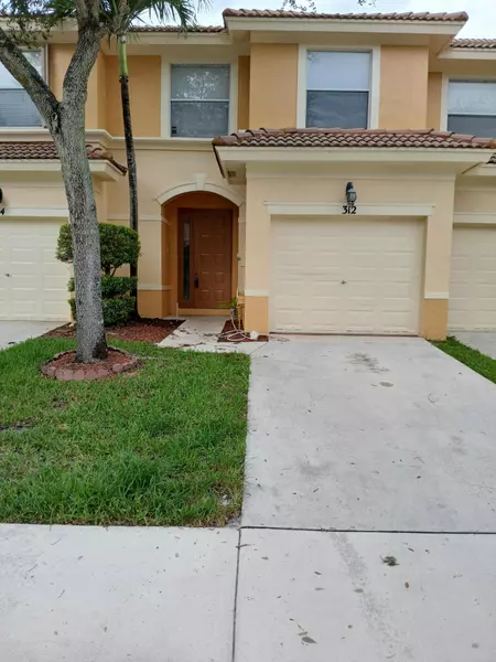 312 River Bluff LN, Royal Palm Beach, FL 33411