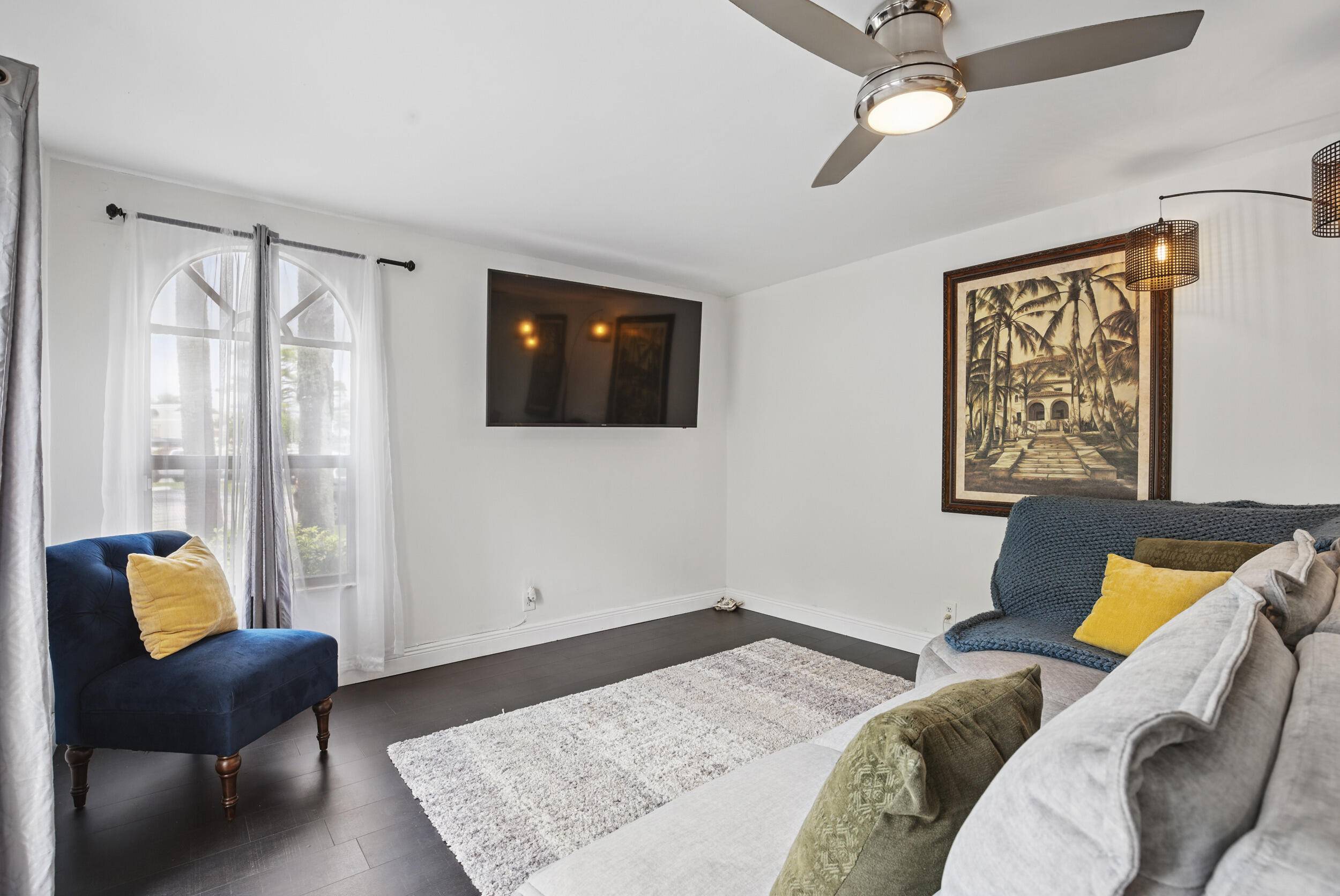 Delray Beach, FL 33445,4065 Village DR B