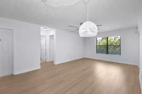 Stuart, FL 34997,6551 SE Federal HWY 203