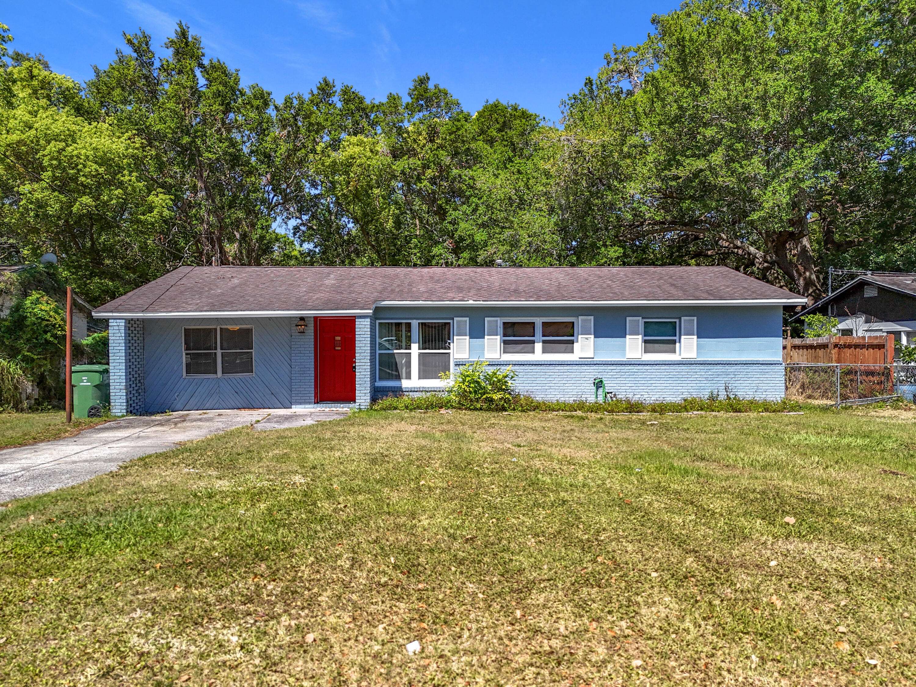 1201 Susan ST, Leesburg, FL 34748