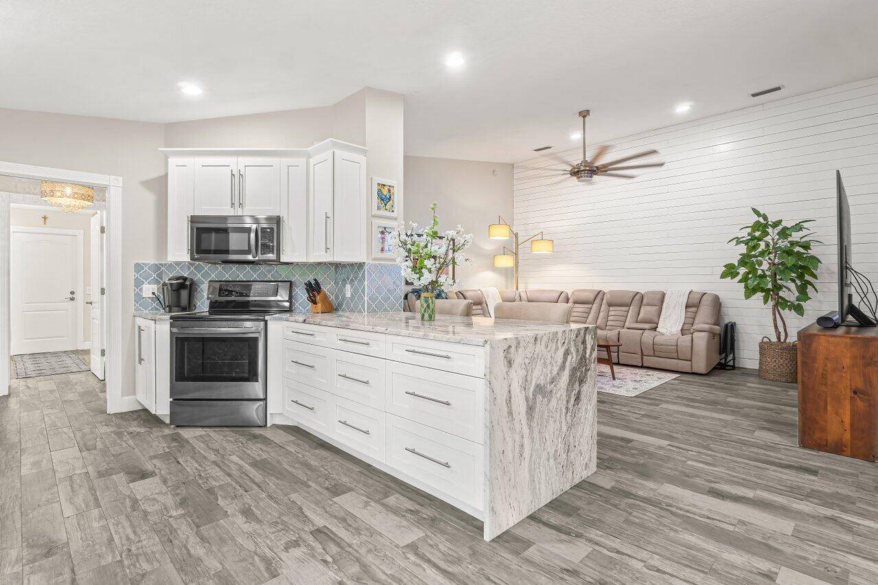 West Palm Beach, FL 33411,7186 Grassy Bay DR